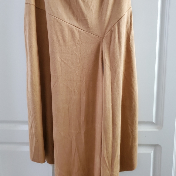 Skirt - Picture 7 of 8